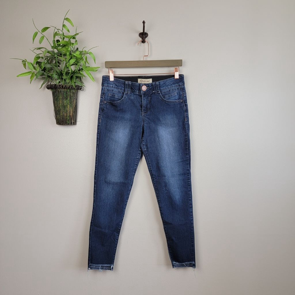 Democracy 6 Ab Technology Skinny Ankle Mid Rise Medium Wash Step Hem Jeans